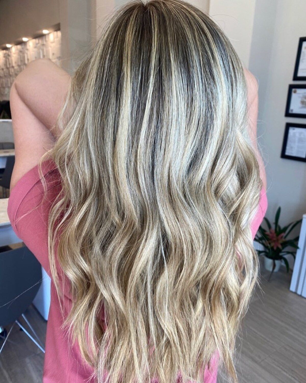 20 meilleures idées de couleurs de cheveux blondes champagne pour chaque teint 