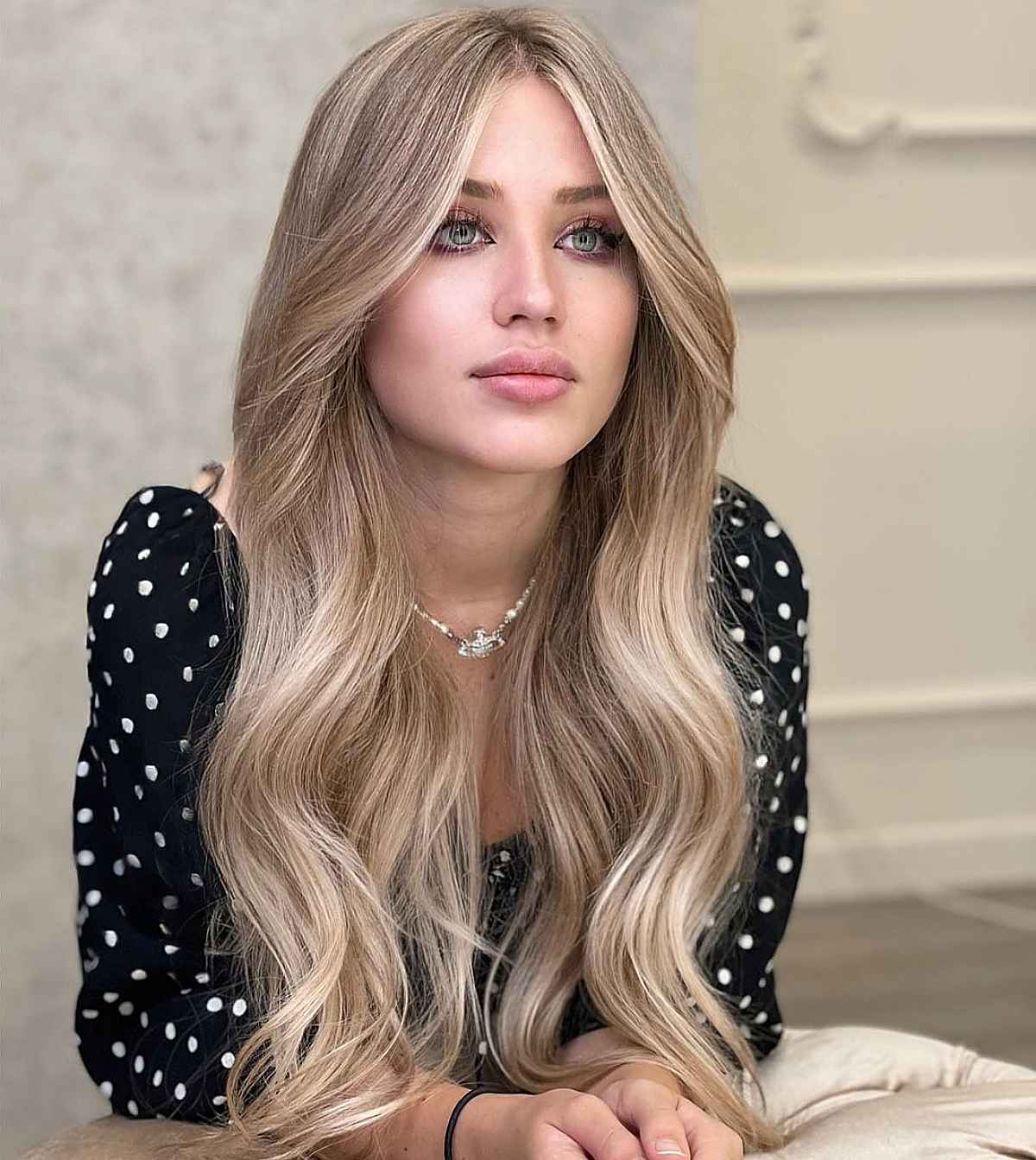 15 bästa askblondbalayage hårfärger för varje hudton 