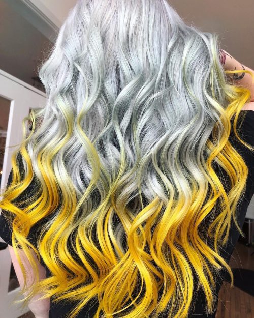 22 Idées de couleur de cheveux jaune étonnamment tendance en 2022 