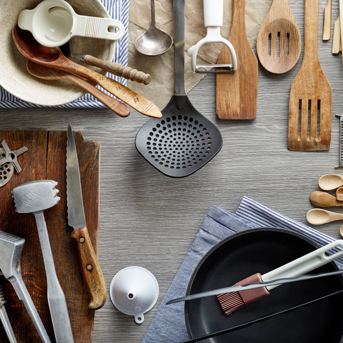 Cómo organizar su cocina como Marie Kondo:10 pasos a una cocina más eficiente y más eficiente 