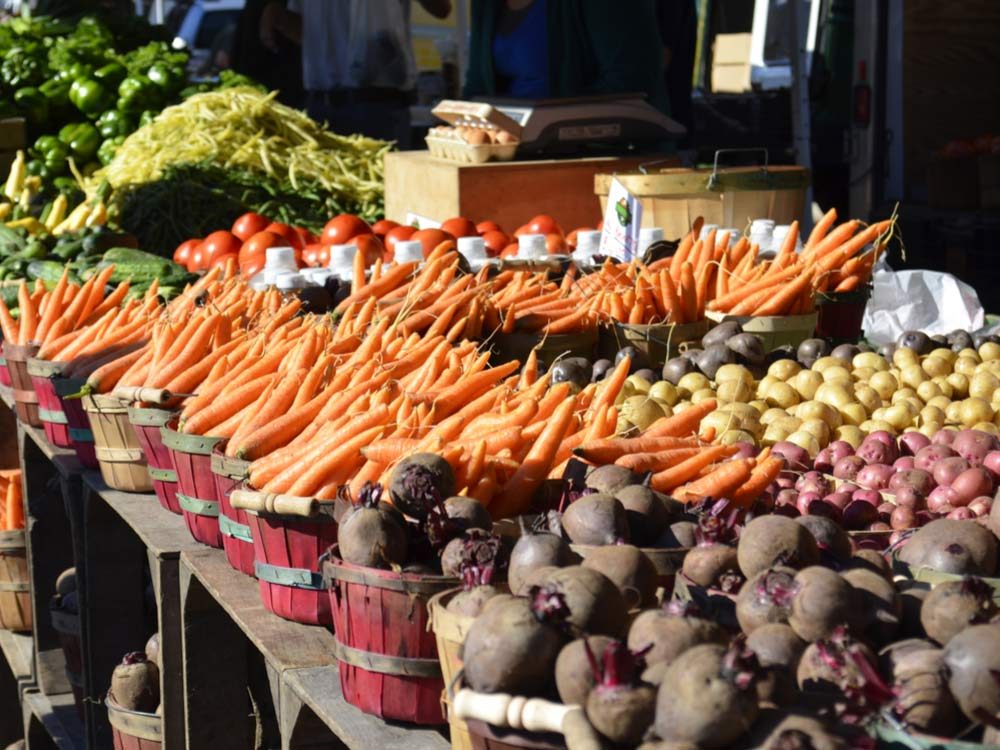 13 façons de tirer le meilleur parti des marchés de producteurs toute l année 