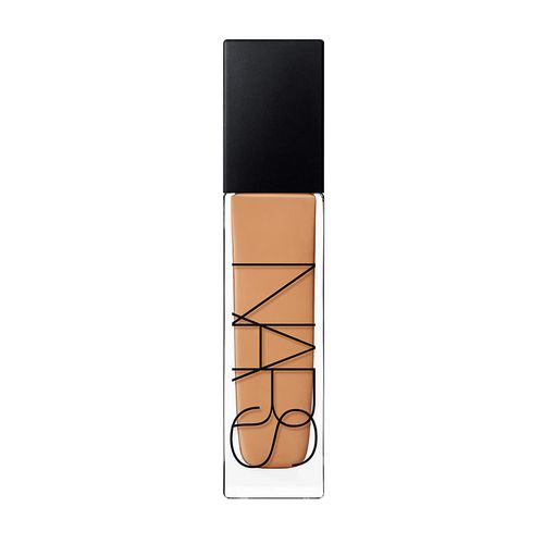 Dewy eller Matte Foundation? Här är hur du fattar ditt beslut en gång för alla 