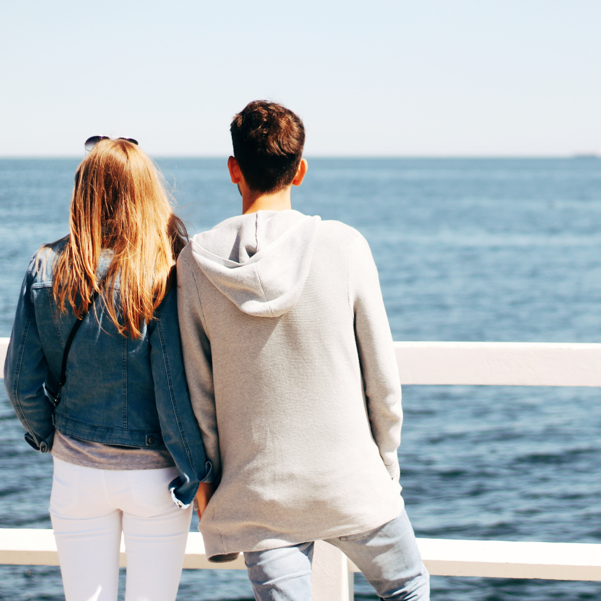 4 Signs to watch out for when you think its something more than friendship 