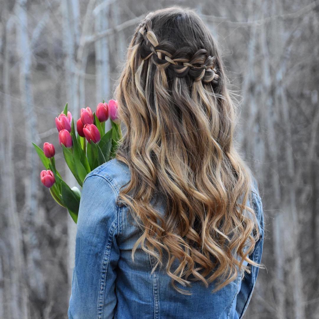 Opciones para los mejores peinados y peinado para cabello largo. Foto con peinados en diferentes estilos para cabello largo 