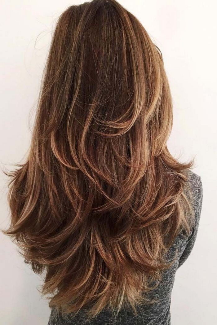 Opciones para los mejores peinados y peinado para cabello largo. Foto con peinados en diferentes estilos para cabello largo 