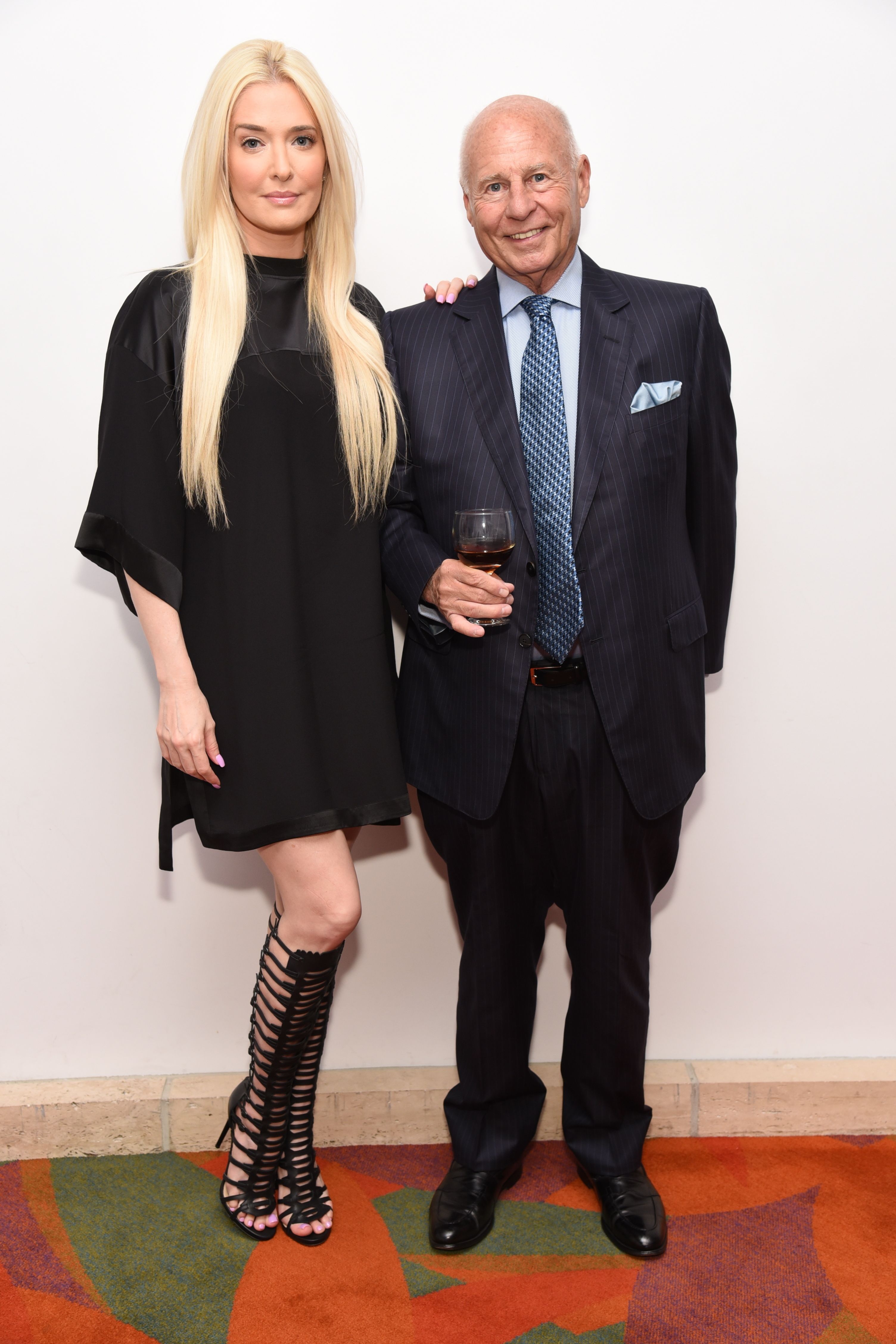 Por que Erika Jayne e Tom Girardi se divorciaram? Seu rompimento e ações judiciais, explicadas 