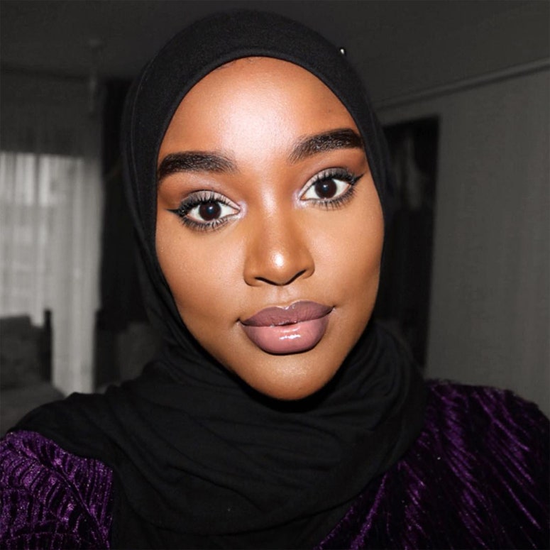 The Glam Hijabi:Dies sind die Frauen, die für unglaubliche Schönheit und bescheidene Modeinspiration folgen, 