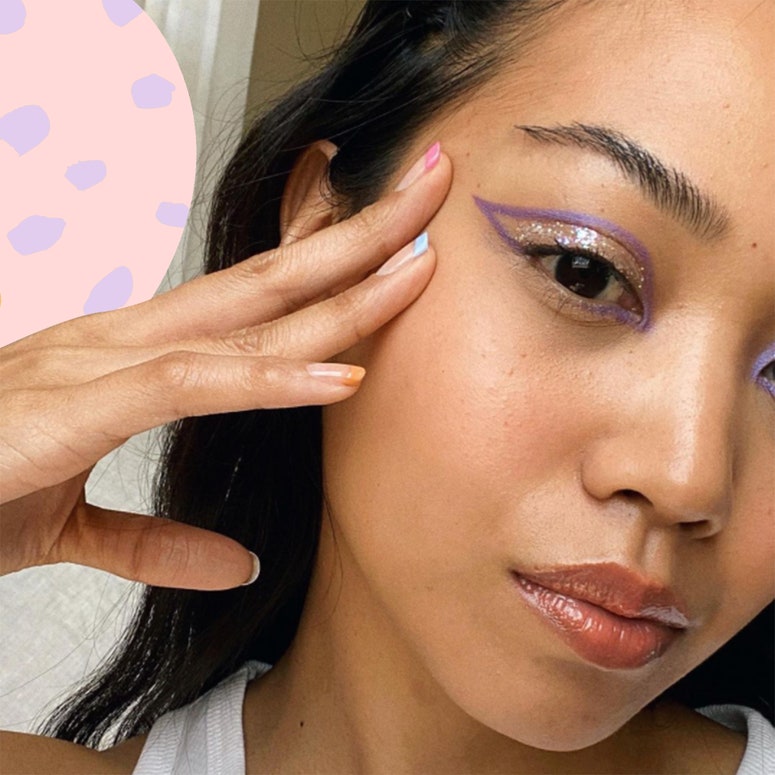 Dieser #Fourdots -Tiktok -Make -up -Trend ist überall - wenn Sie vier Punkte um Ihre Augen legen, fühlen sich die Menschen anscheinend mehr von Ihnen angezogen 