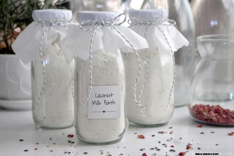 Recette de bain de lait de coco nourrissante bricolage 