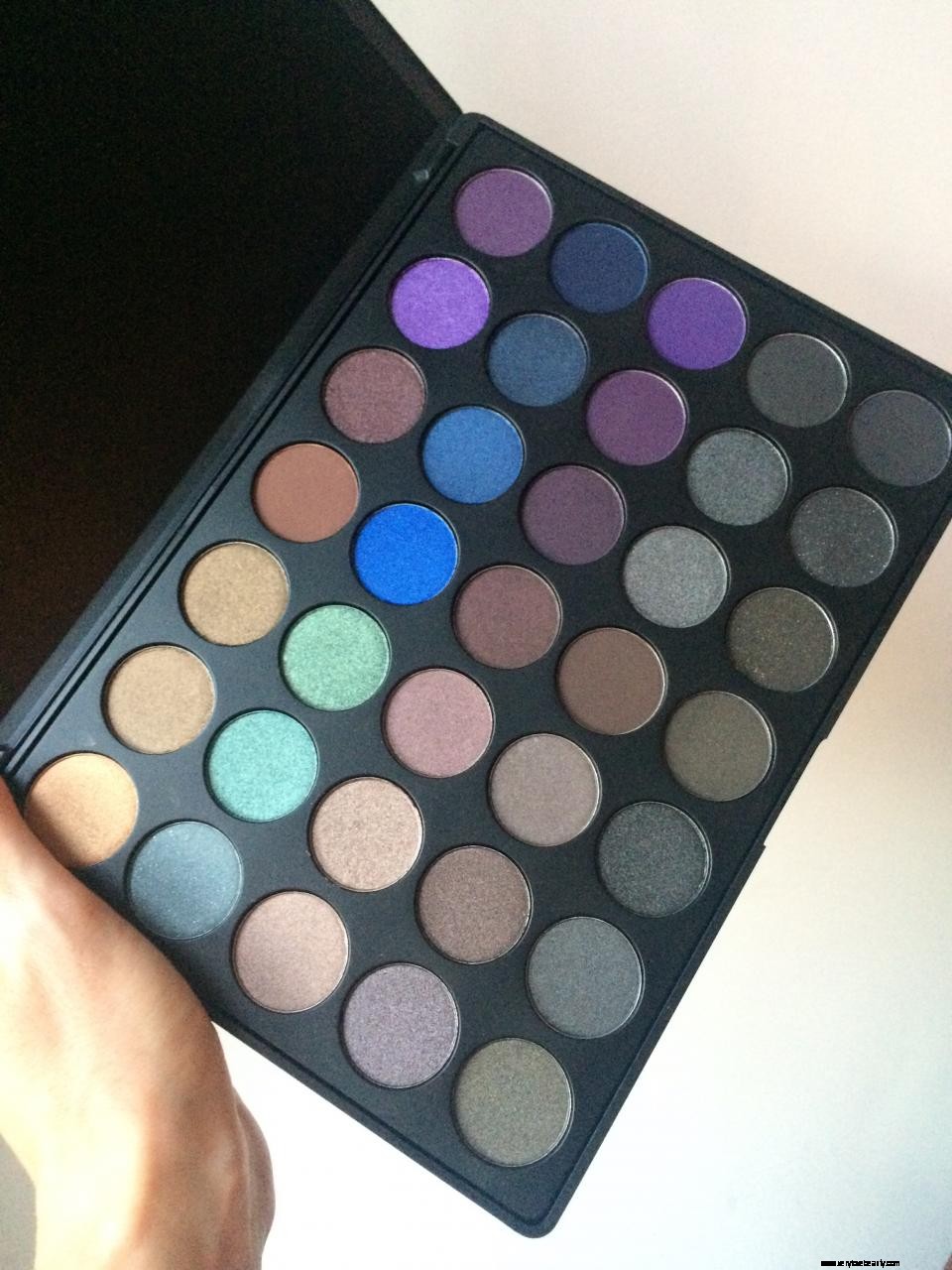 Morphe 35d dunkle Farbe rauchige Lidschattenpalette  