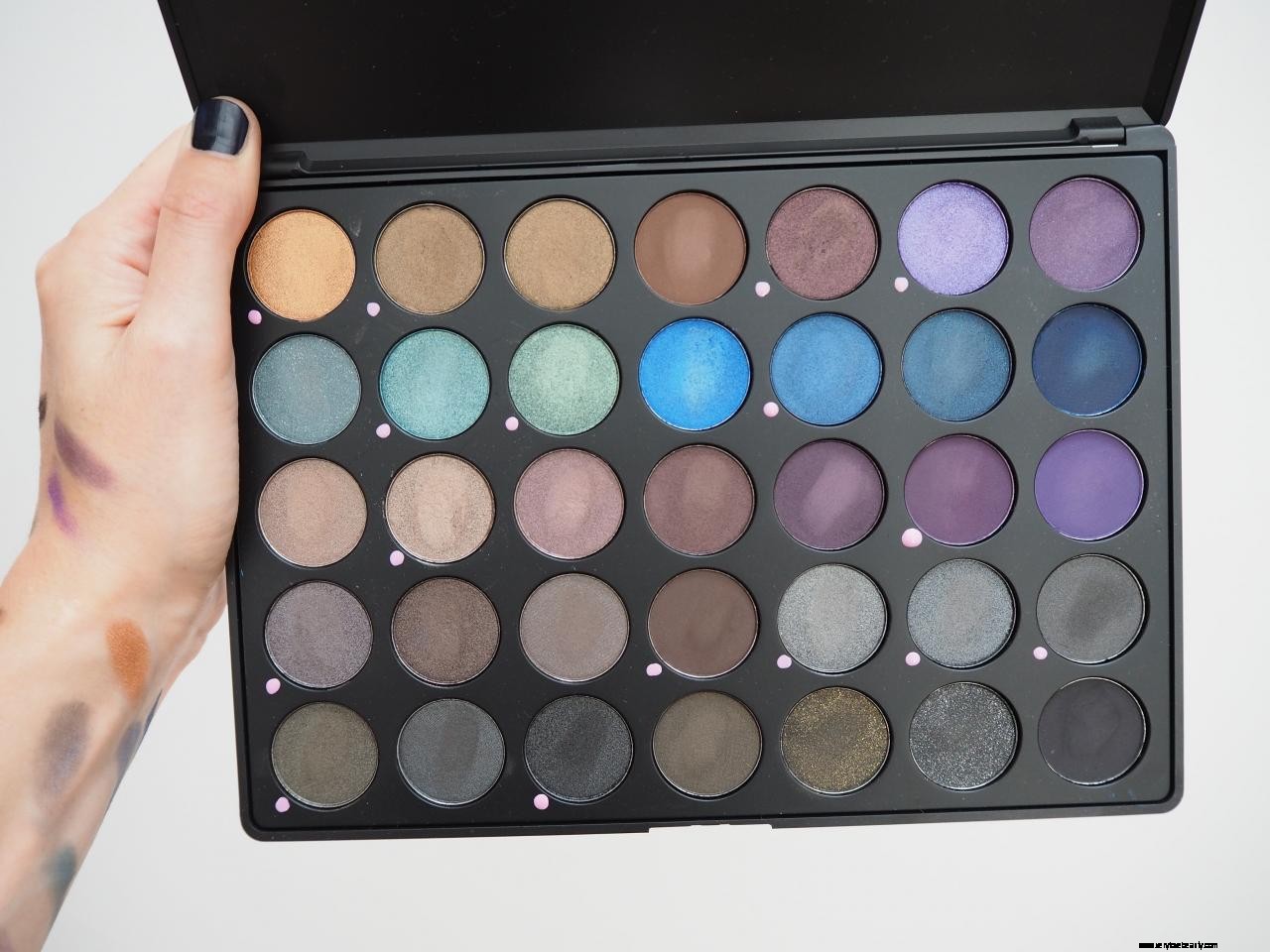 Morphe 35d dunkle Farbe rauchige Lidschattenpalette  