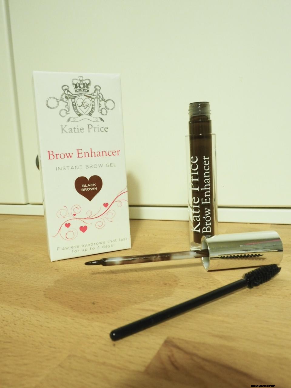 Katie Price Beauty | Brow Enhancer | £ 8 Wunderbrow Dupe? 