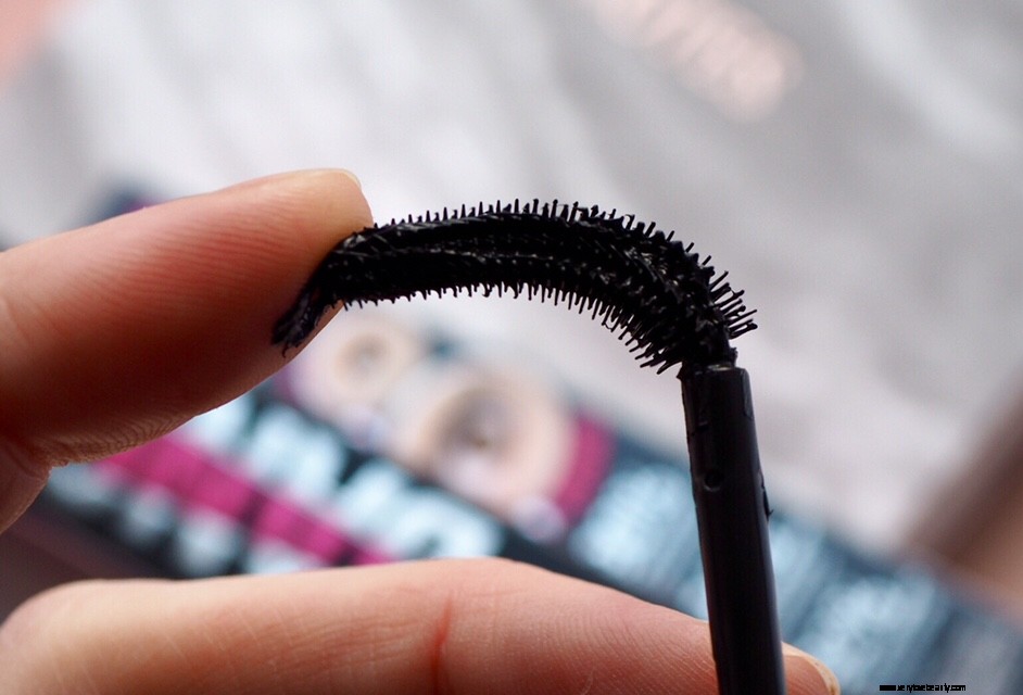 Gynna dålig gal bang mascara recension och före och efter bilder 