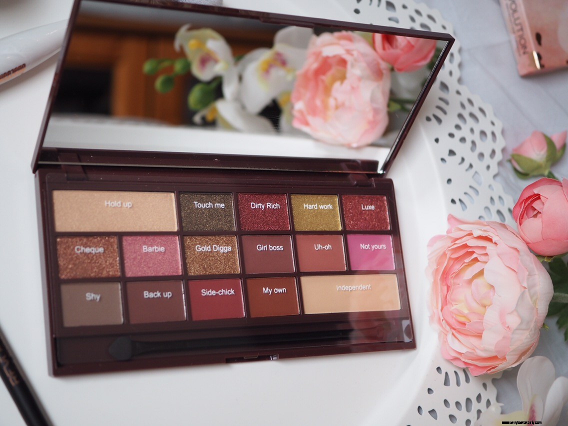 I Heart Makeup | I Heart Chocolate Rose Gold Palette | Granska och färgrutor  